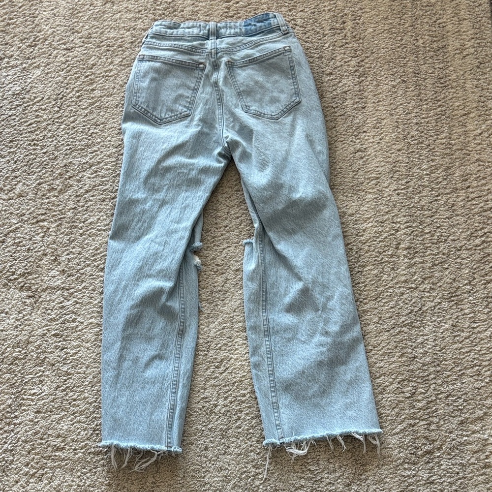 Abercrombie Curve Love High Rise 90s Relaxed Raw Hem Destroy Jean - Picture 6 of 7
